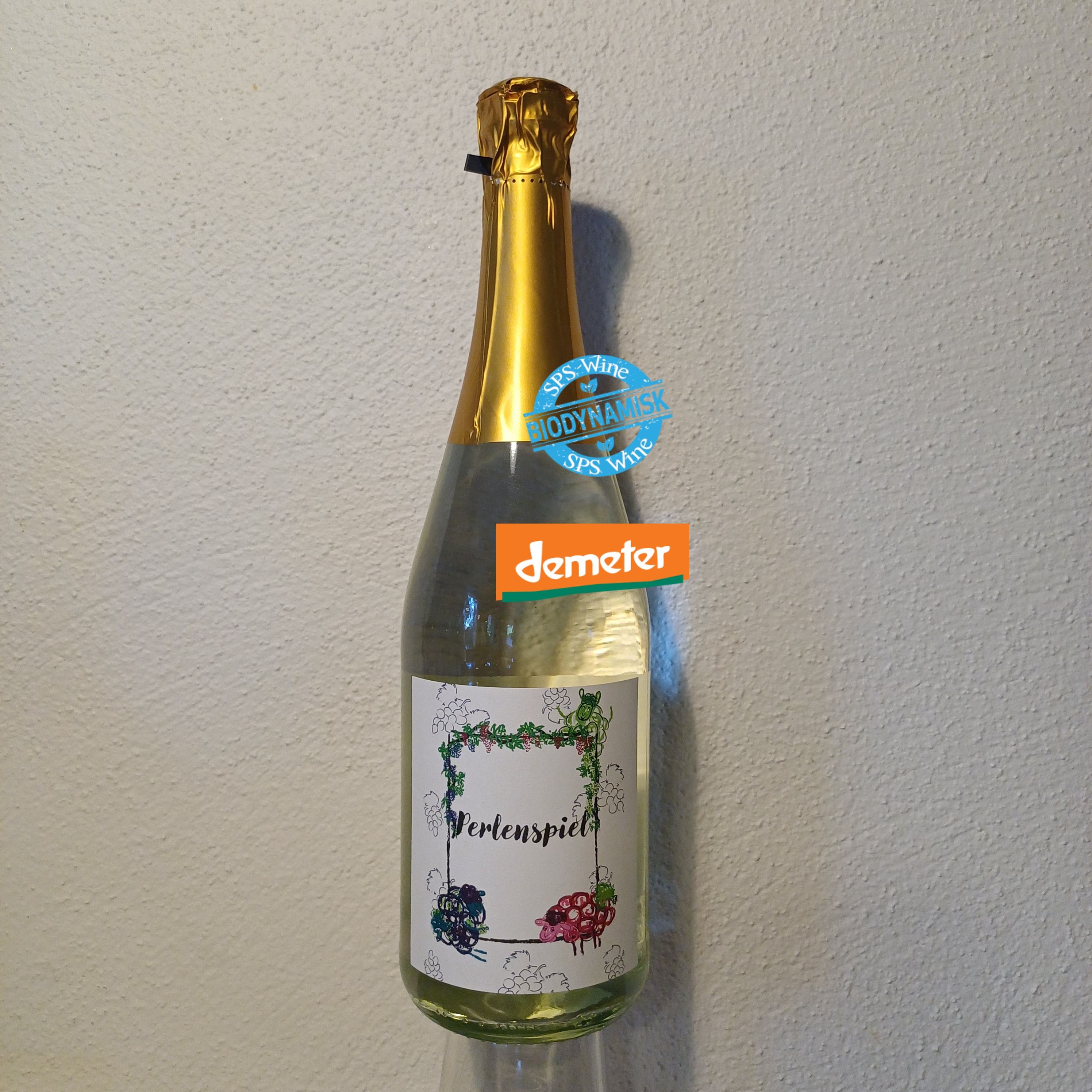 Hum Hofer Perlenspiel Weiss Vom Schafgarten Demeter Biodynamisk Mousserende Alkoholfri